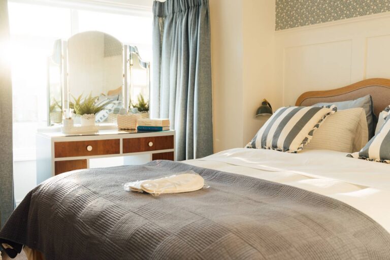 Main Bedroom of No 66 Chapel Street, Cookstown - 3 Bedroom Rental Property in County Tyrone, Mid Ulster, Northern Ireland